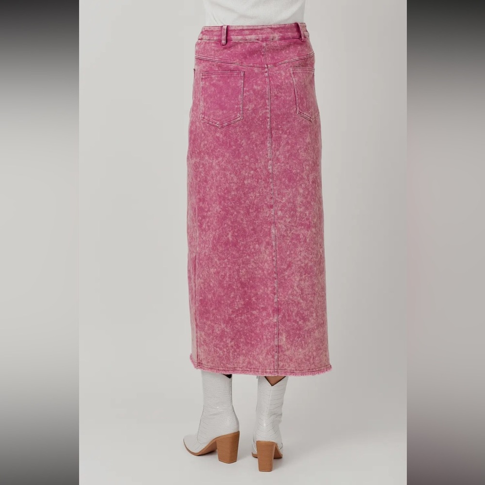 831. Mystree Pink Denim Maxi Skirt W/Slit New Item NWT - Picture 6 of 7
